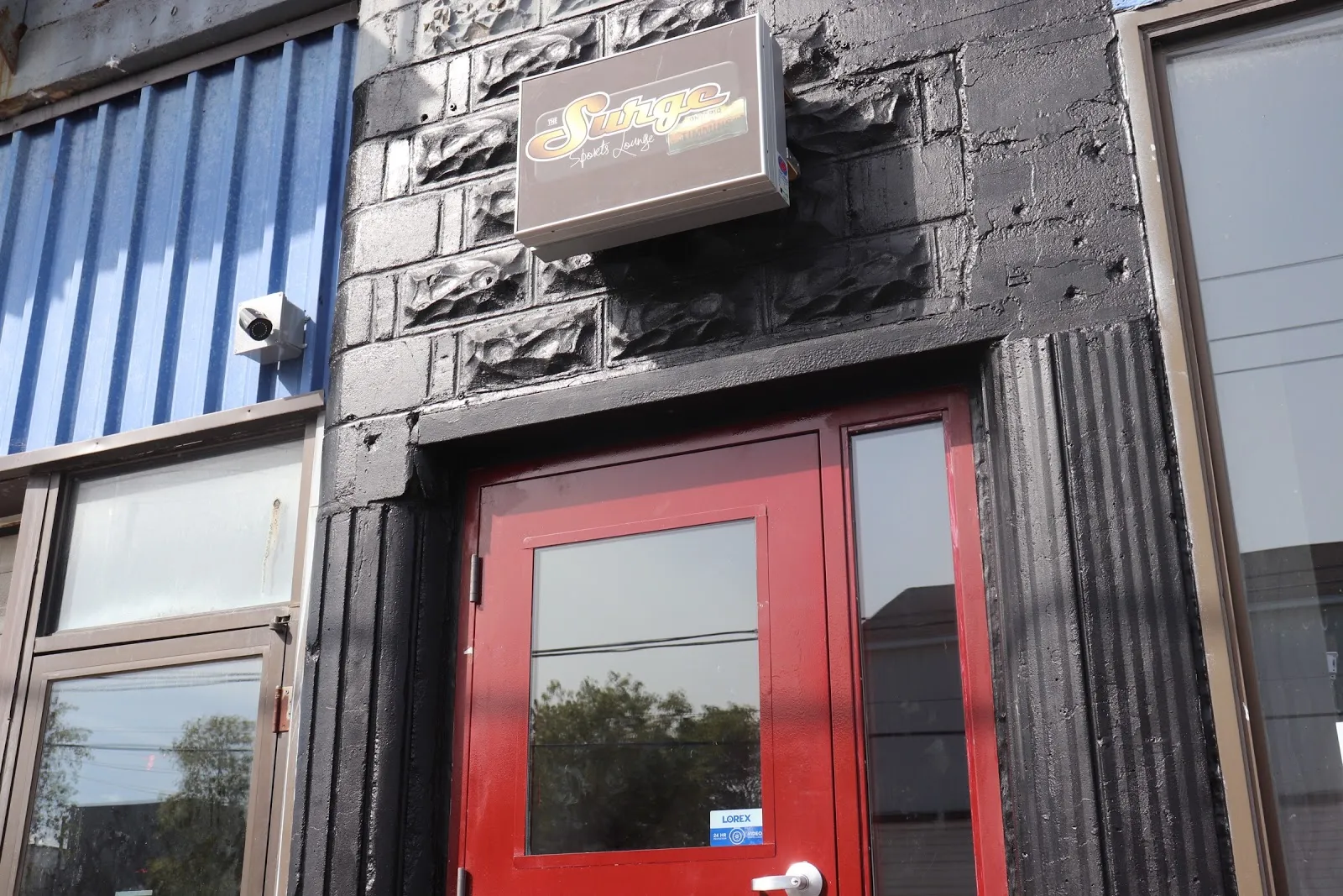 The Surge Sports Lounge - Image 3