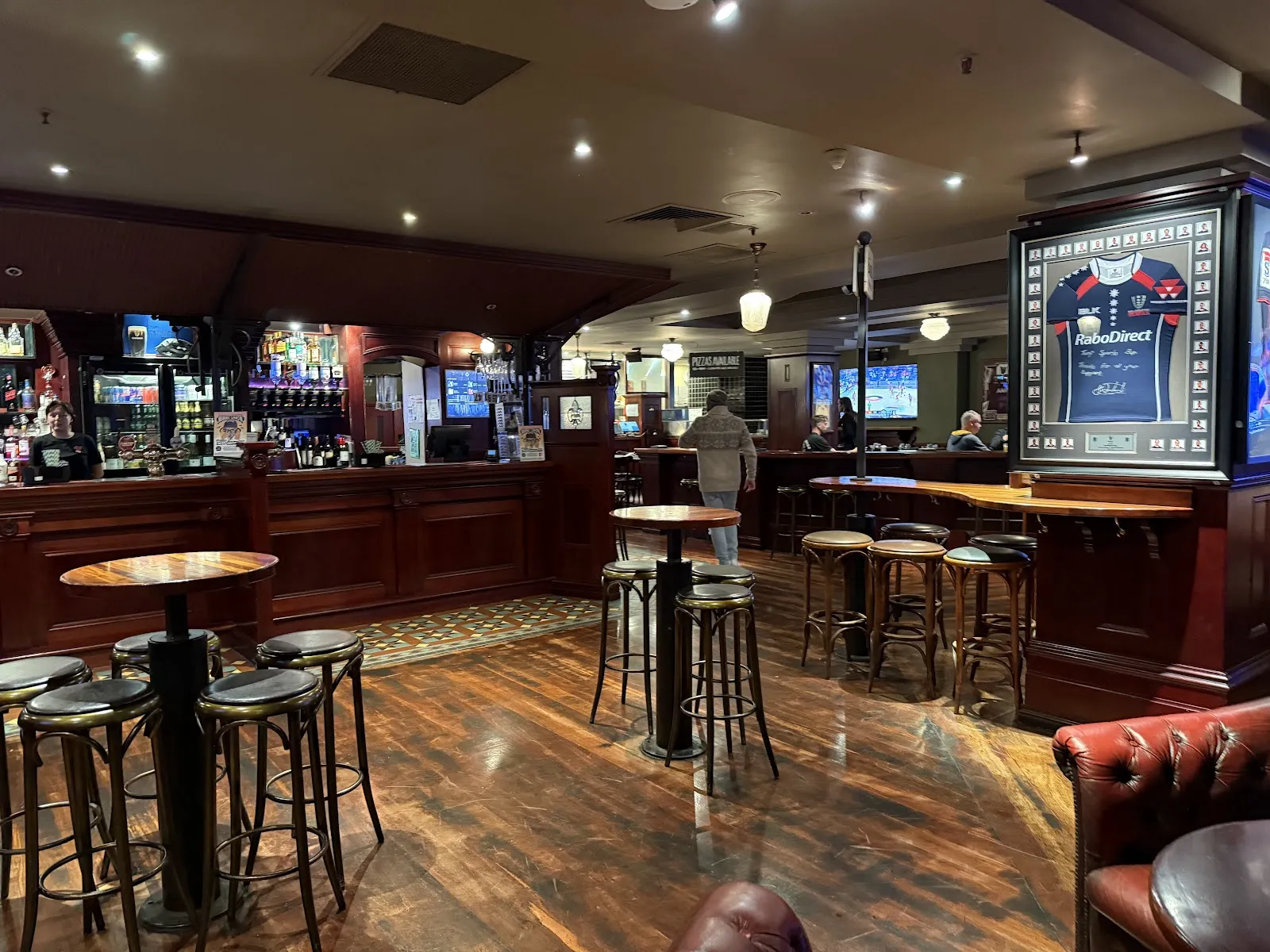 Turf Sports Bar