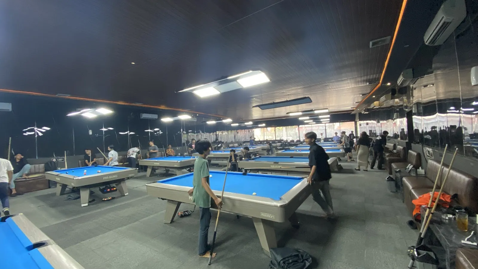 Simple Billiards Chapter 03B