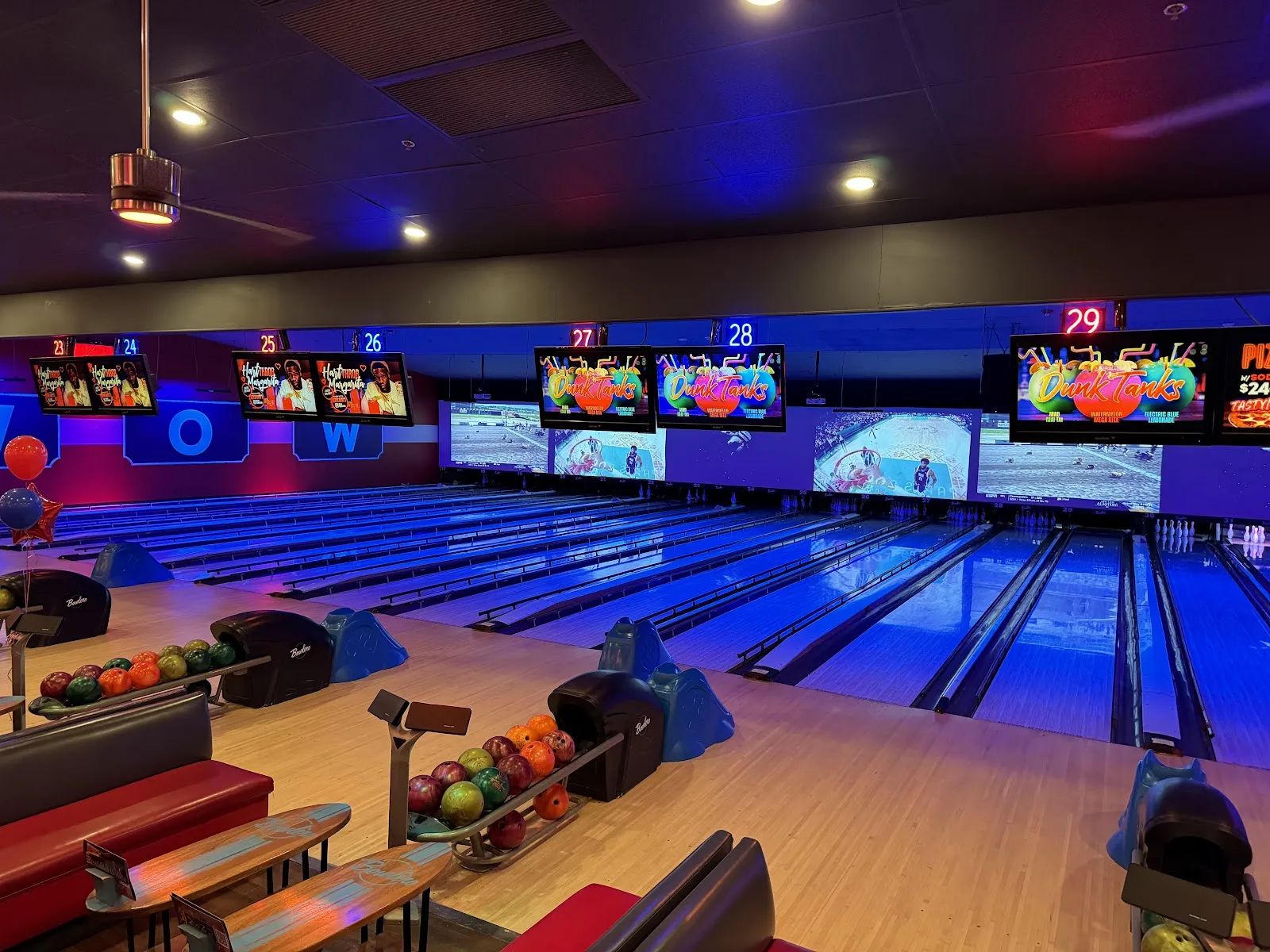 Bowlero Mineola