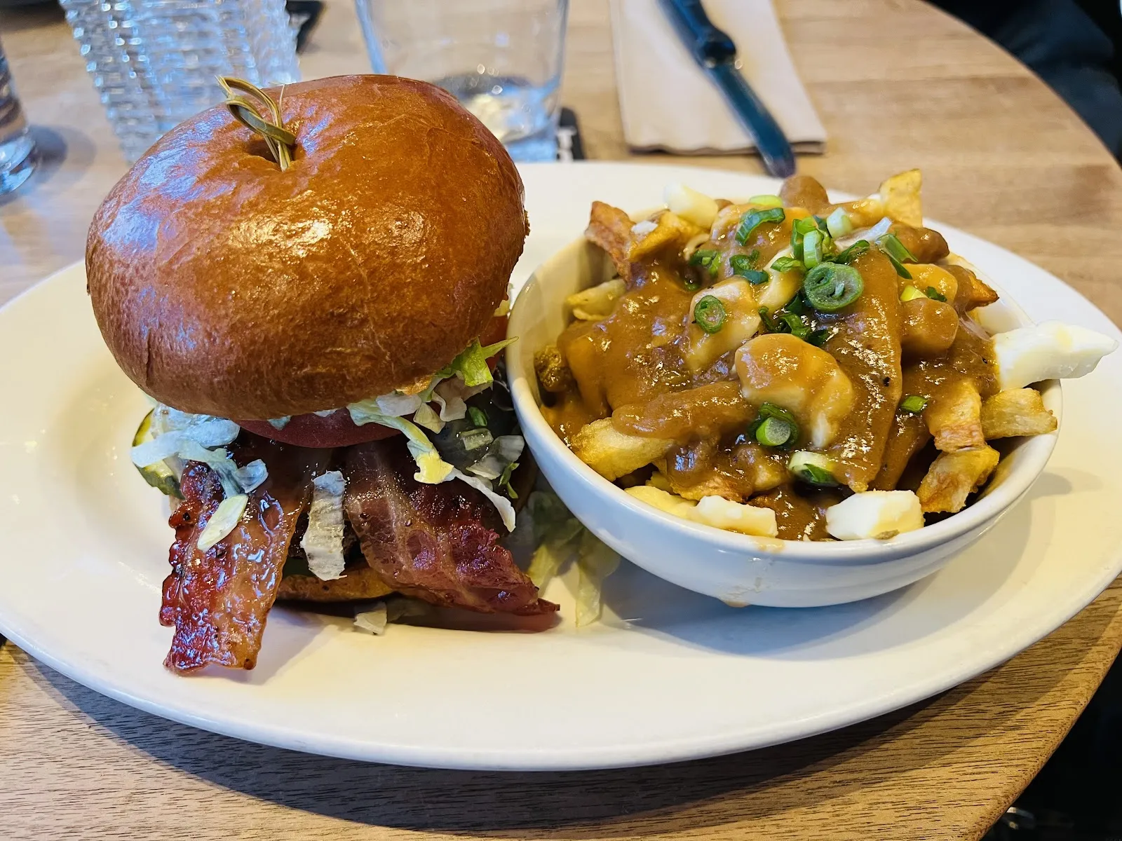 Browns Socialhouse Moose Jaw - Image 3