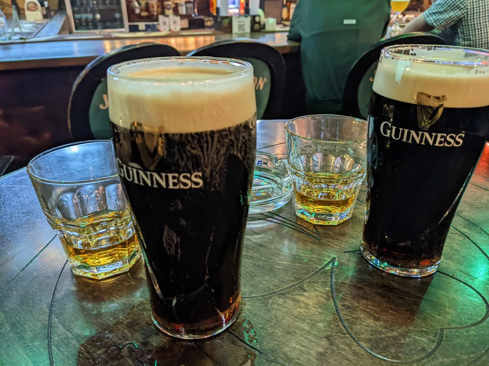 Clever Irish Pub - Image 3