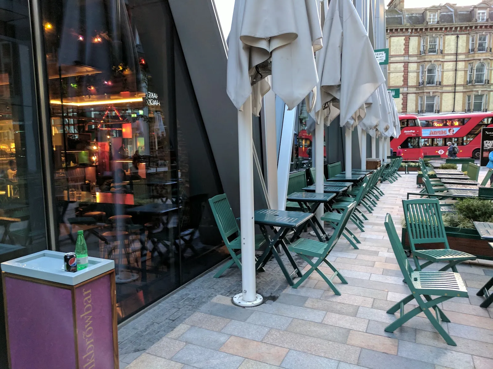 Greenwood Sports Pub (London) - Image 2