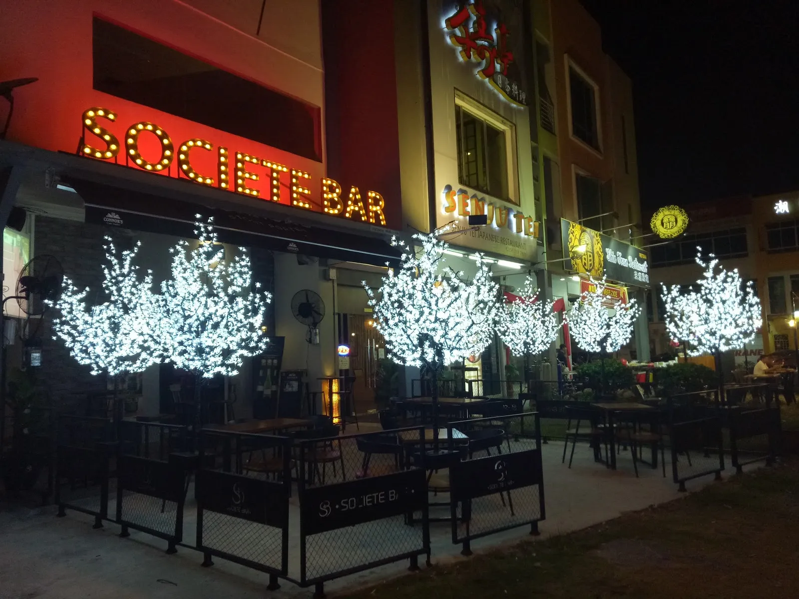 Societe Bar - Image 3