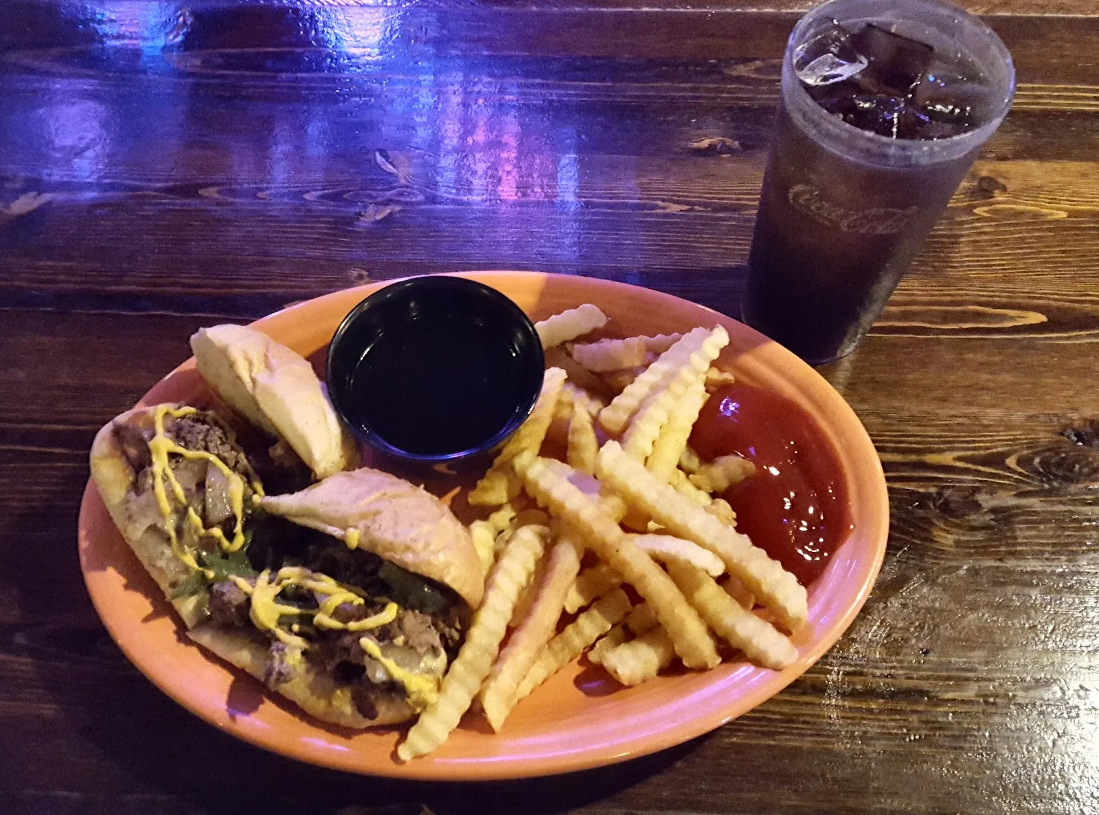 Cafe Mikes - Image 3