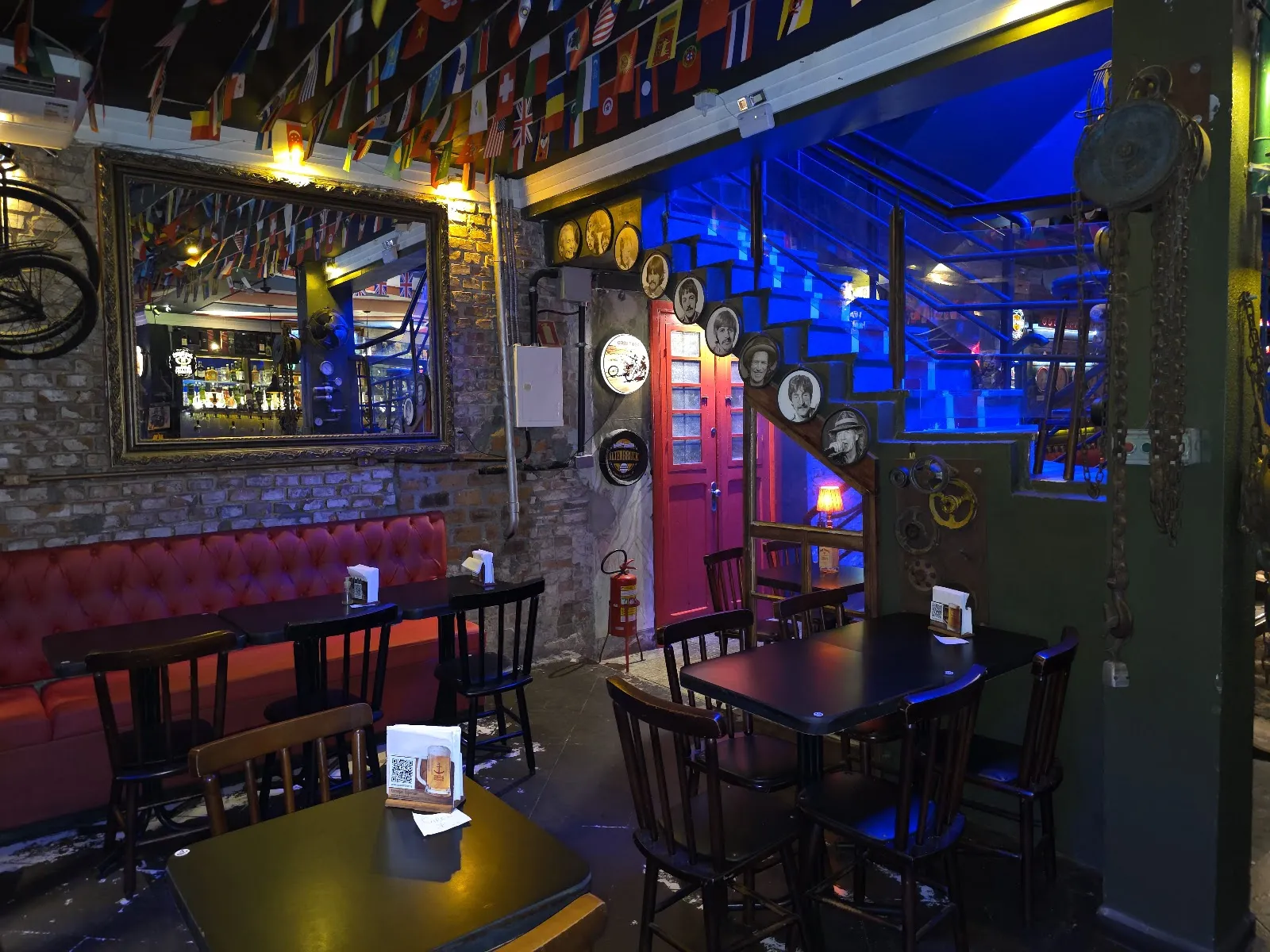 WEISS BRITISH PUB - Image 2
