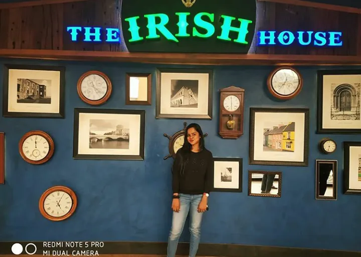 The Irish House logo