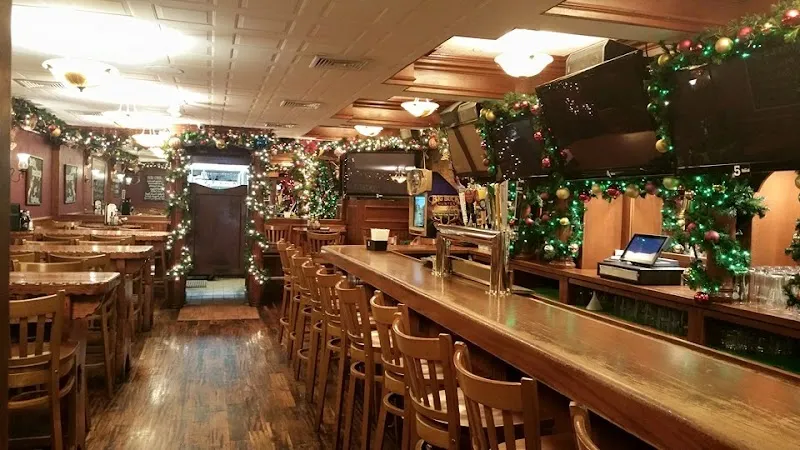 Playwright Irish Pub logo