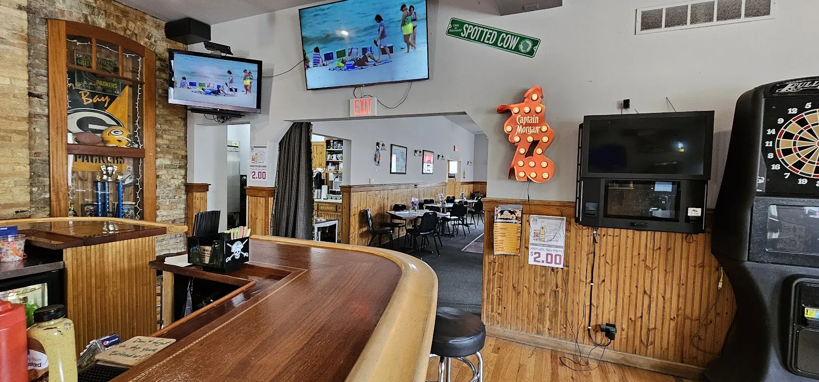 Squidy's Bar and Grill - Image 3