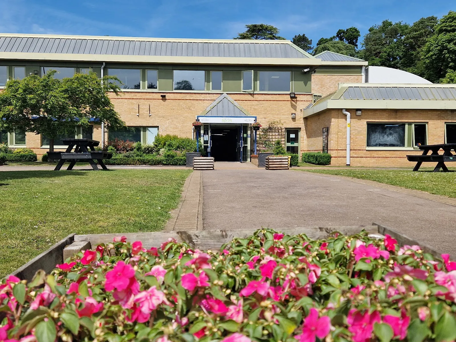 Oxford Brookes University Centre for Sport - Image 2