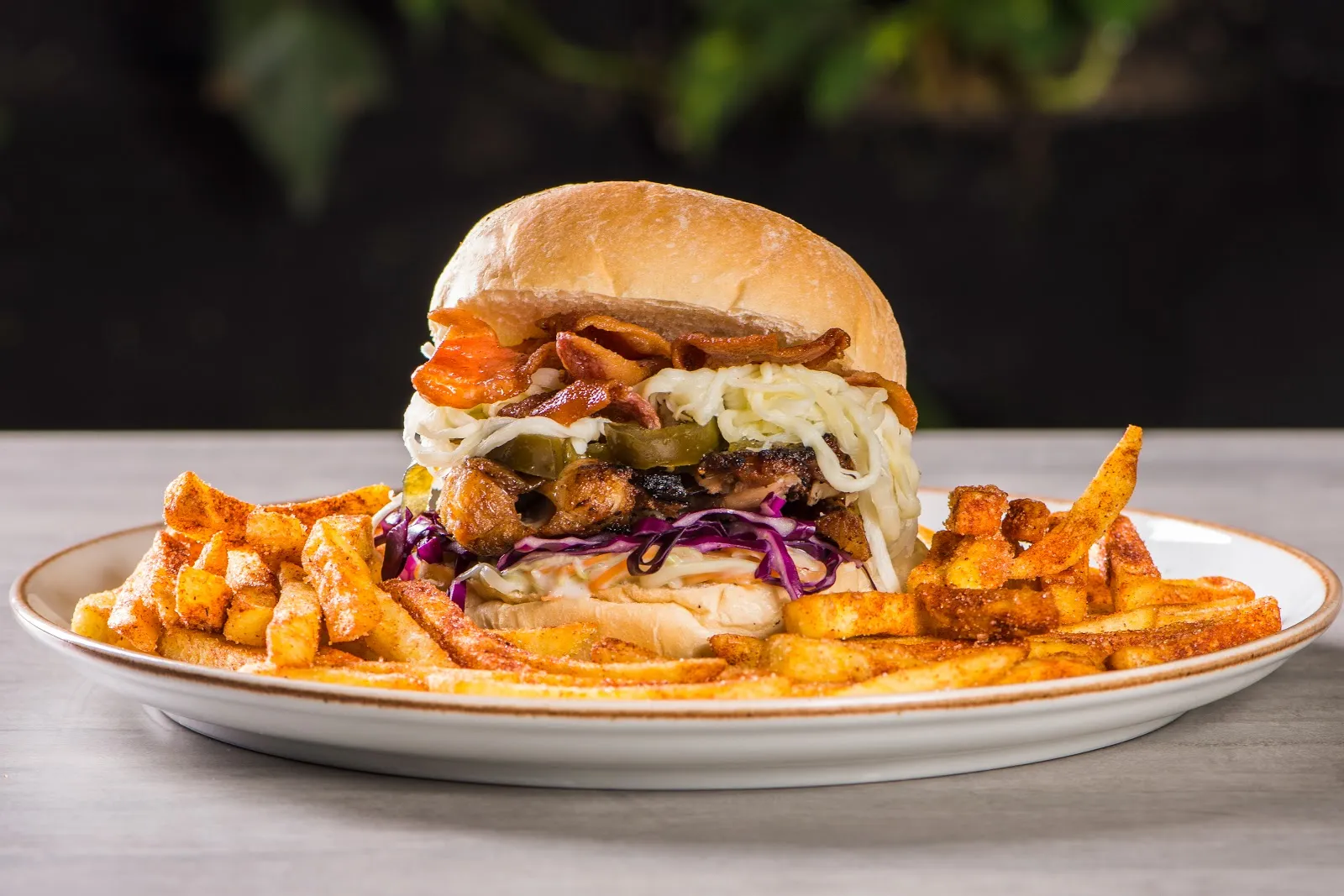 El Pana Sports Bar & Grill - Image 3