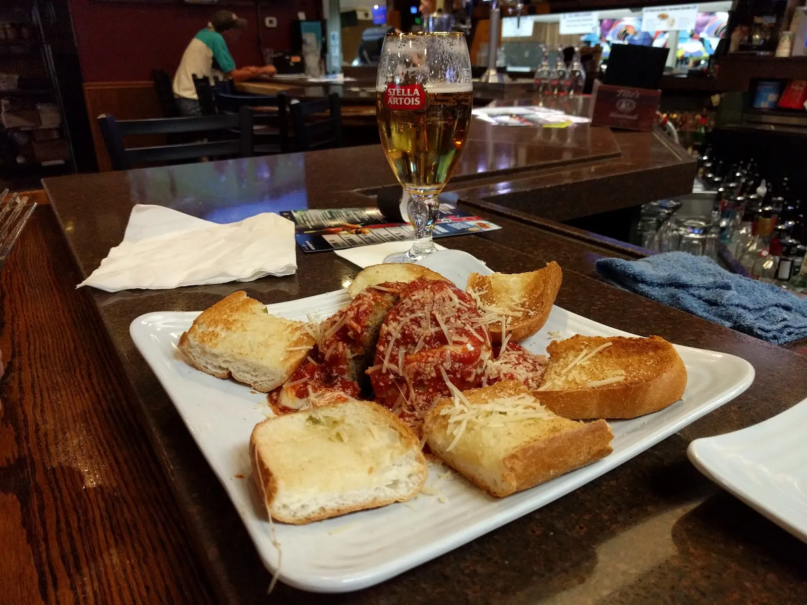 Sideouts Sports Tavern - Image 2