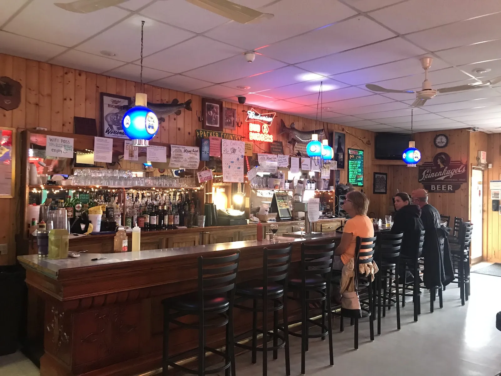 Barronett Bar & Grill - Image 2