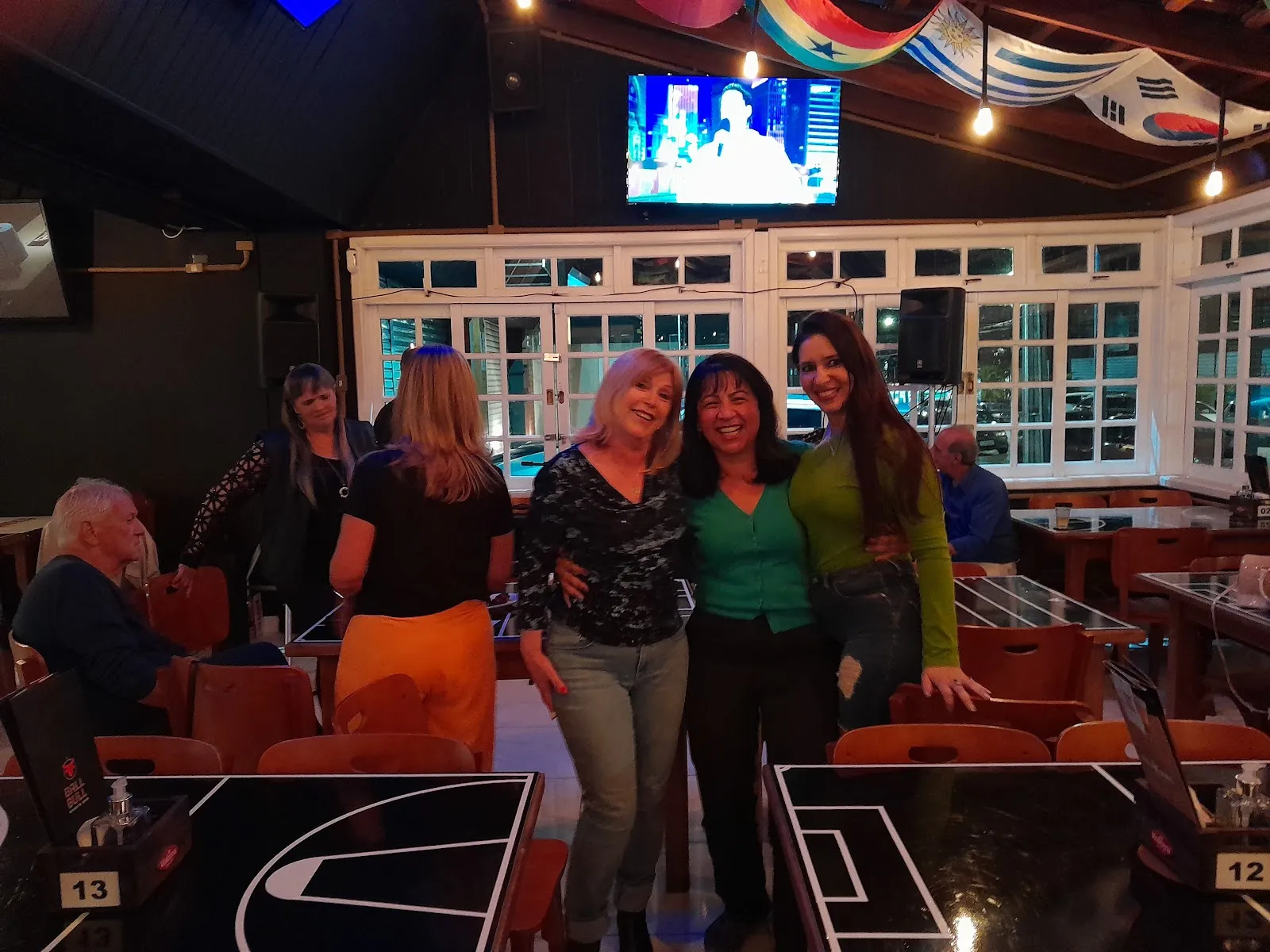 Ball Bull Sports Bar - Image 4
