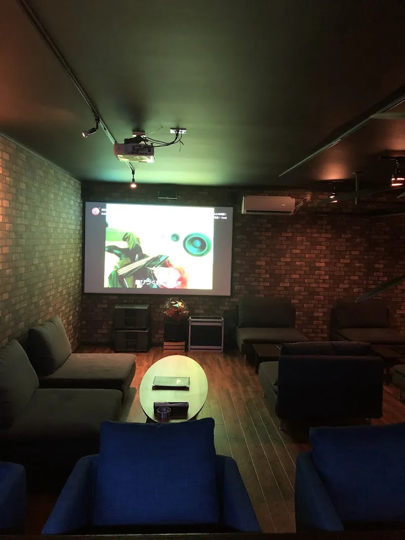 Gallery 3