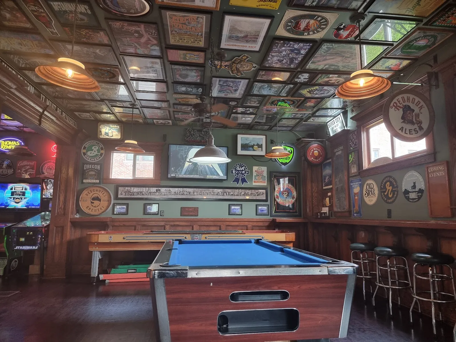 Parkway Tavern - Image 3