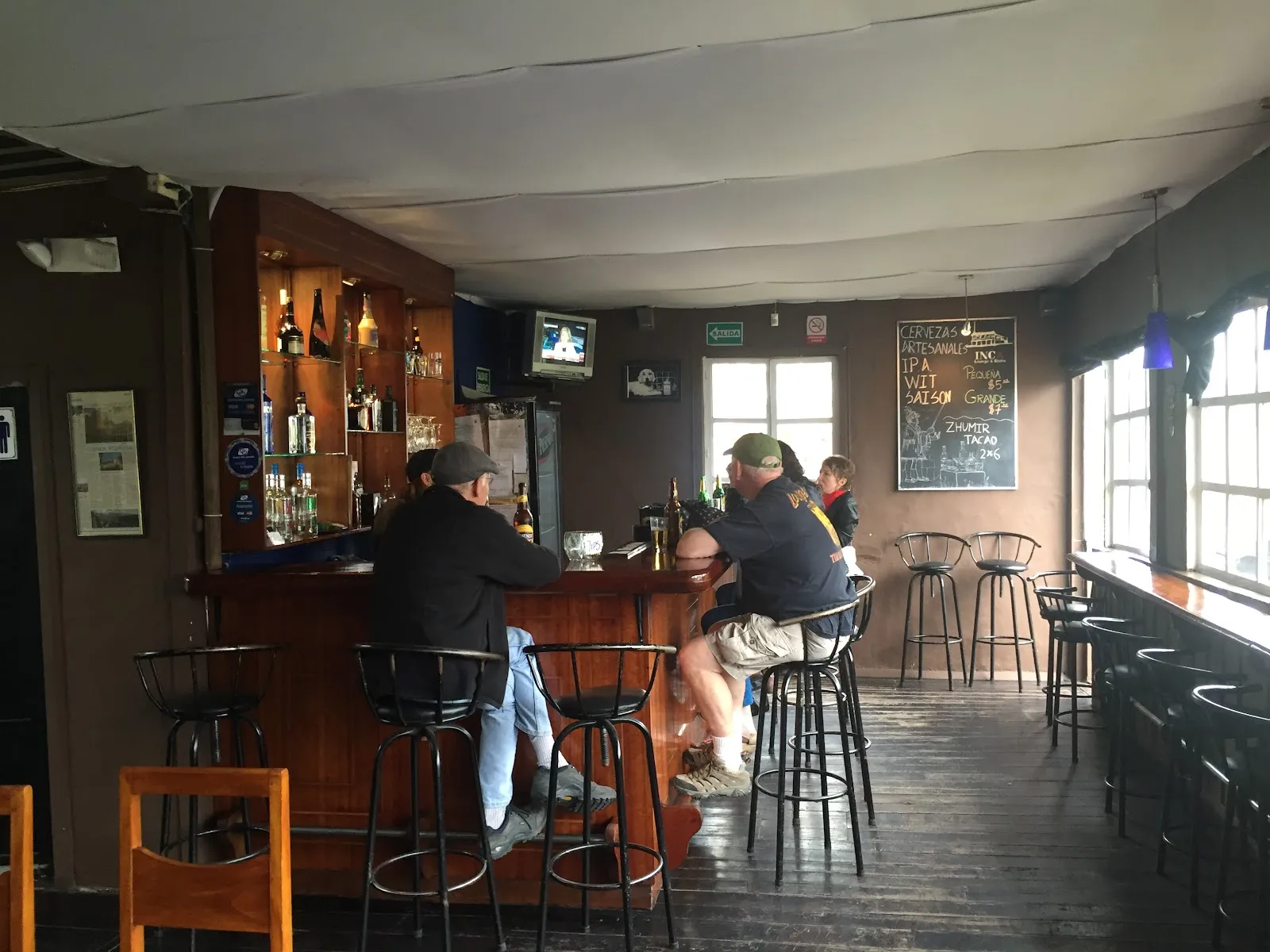 Inca Bar and Lounge - Image 3