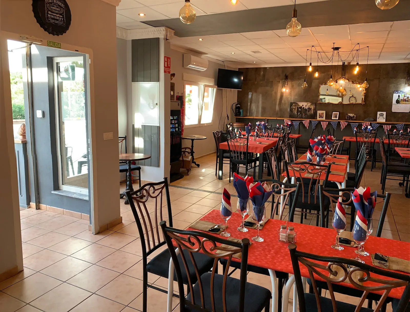 Peaky Blinders - Bar - Restaurant - Murcia - Image 4