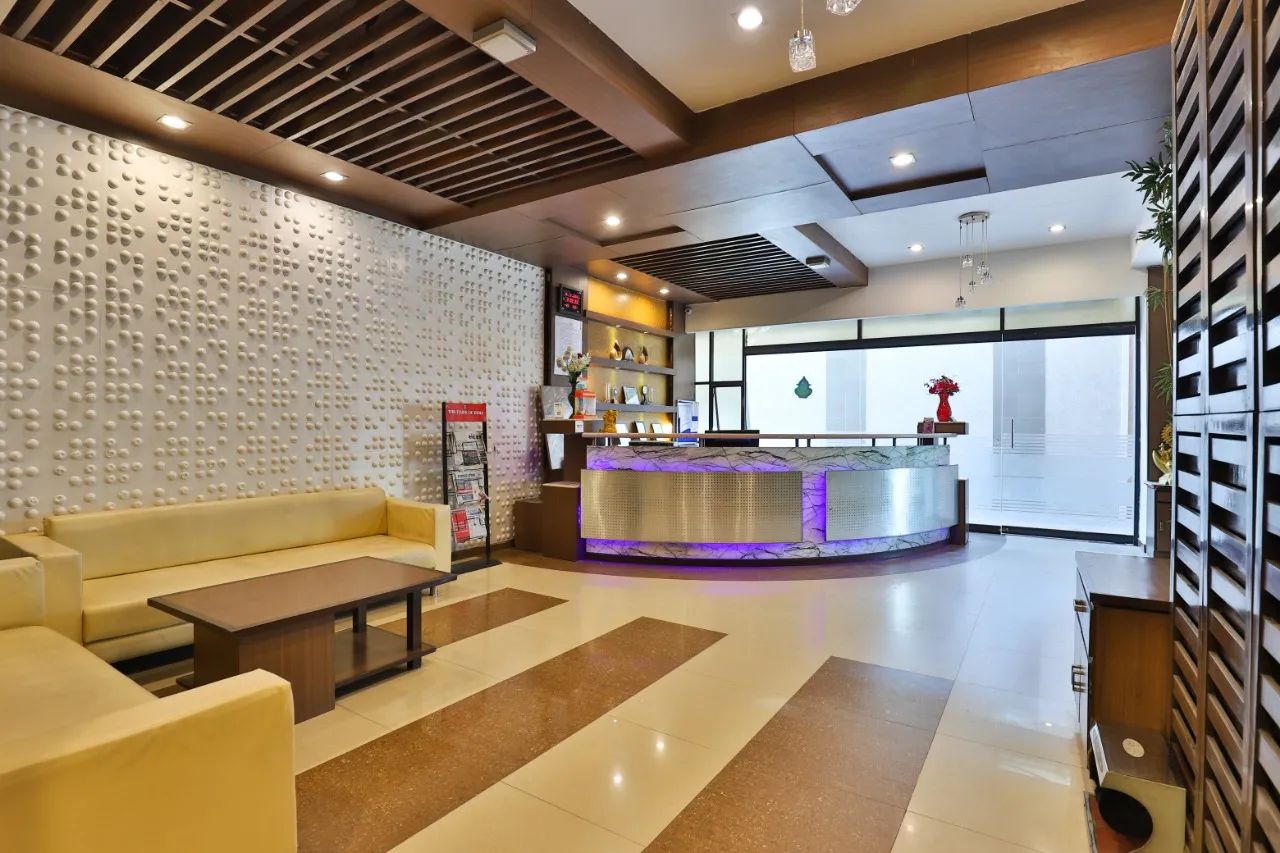 Kingston Hotel - Image 2