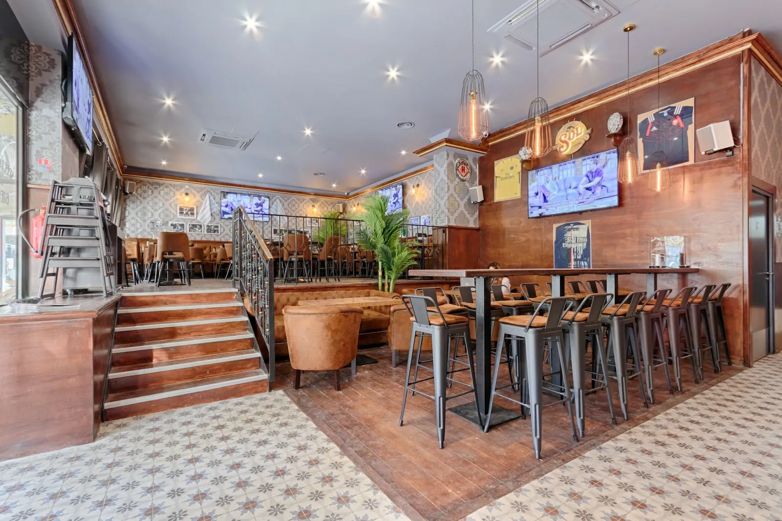 Train Pub - Image 3