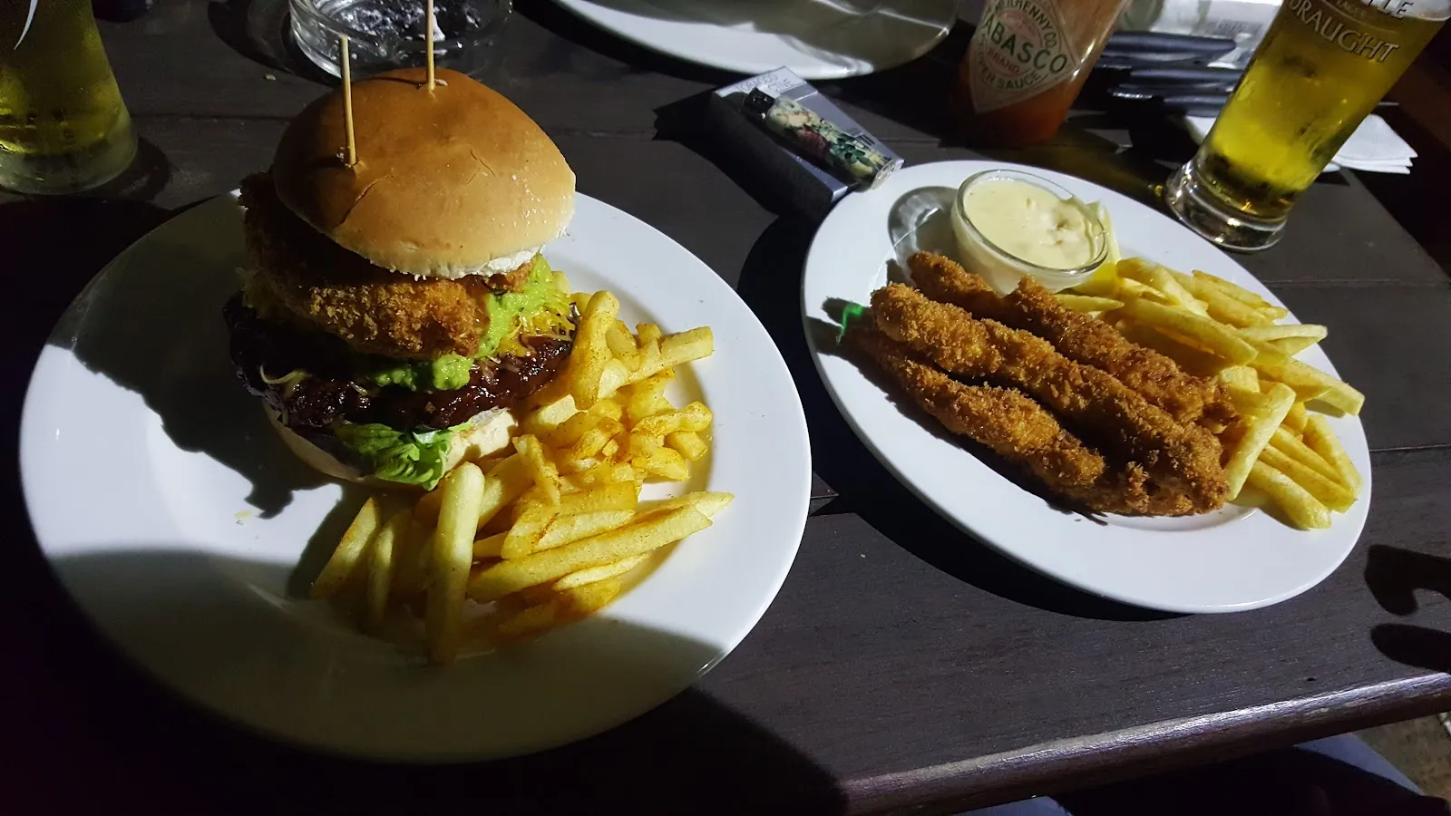The Bay Sports Bar & Restaurant logo