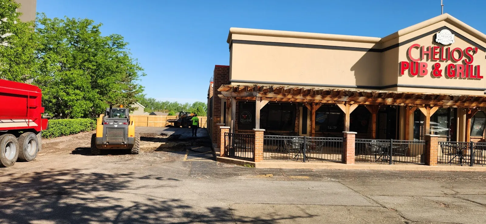 Chelios' Pub & Grill - Image 3