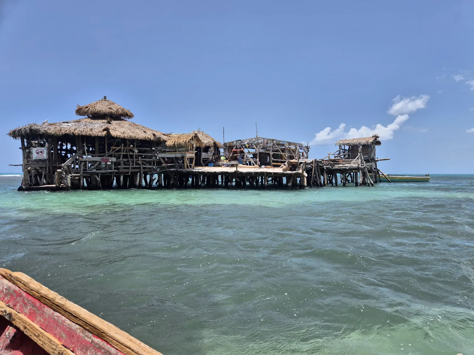 Floyd's Pelican Bar - Image 4