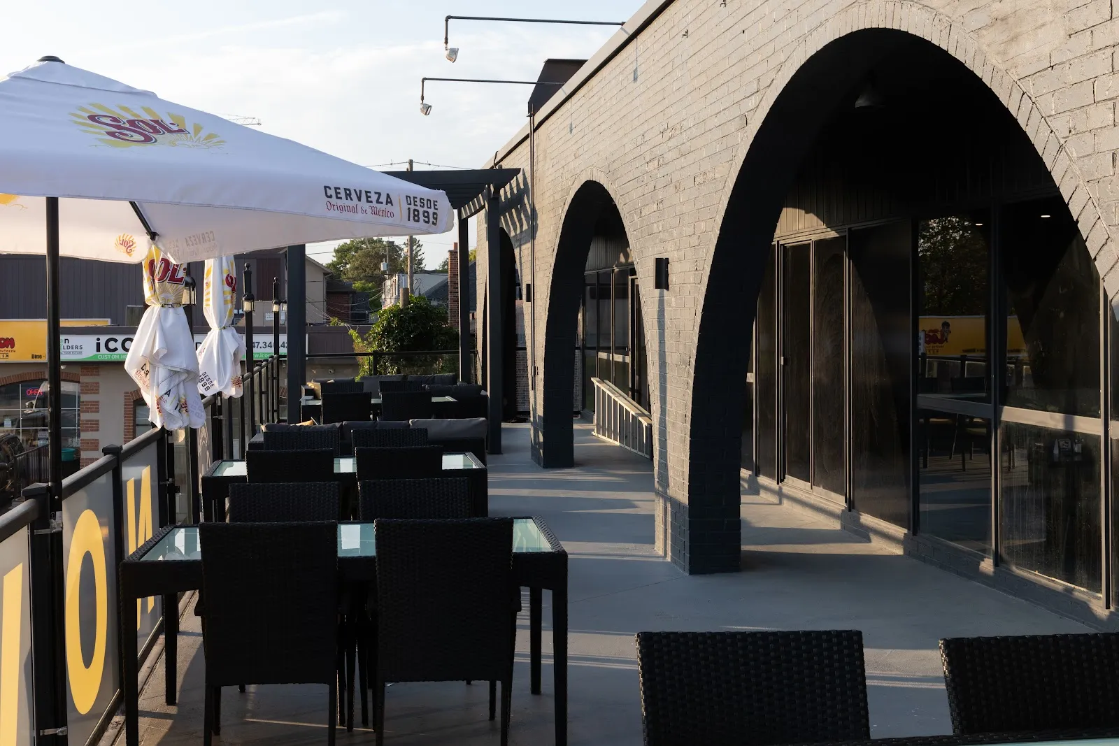 Chalkers Sports Bar and Grill - Image 3