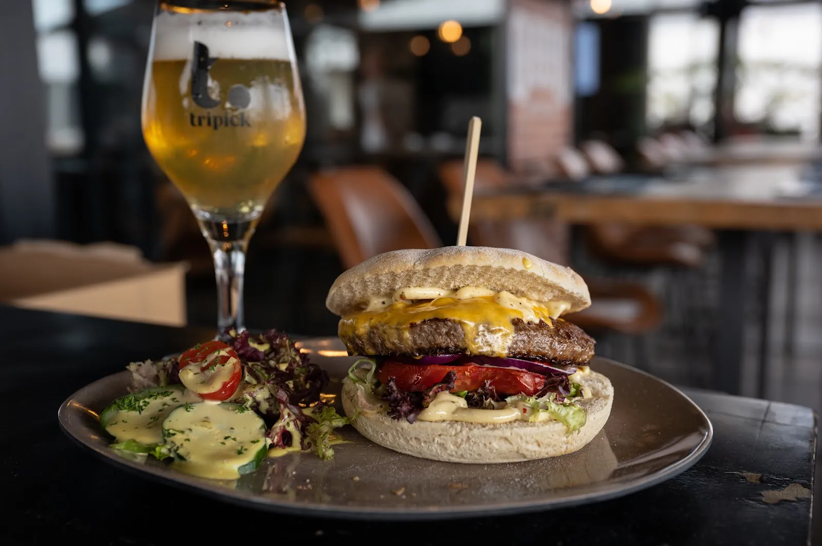 ODDS Sportsbar - Restaurant Burger - Boncelles logo