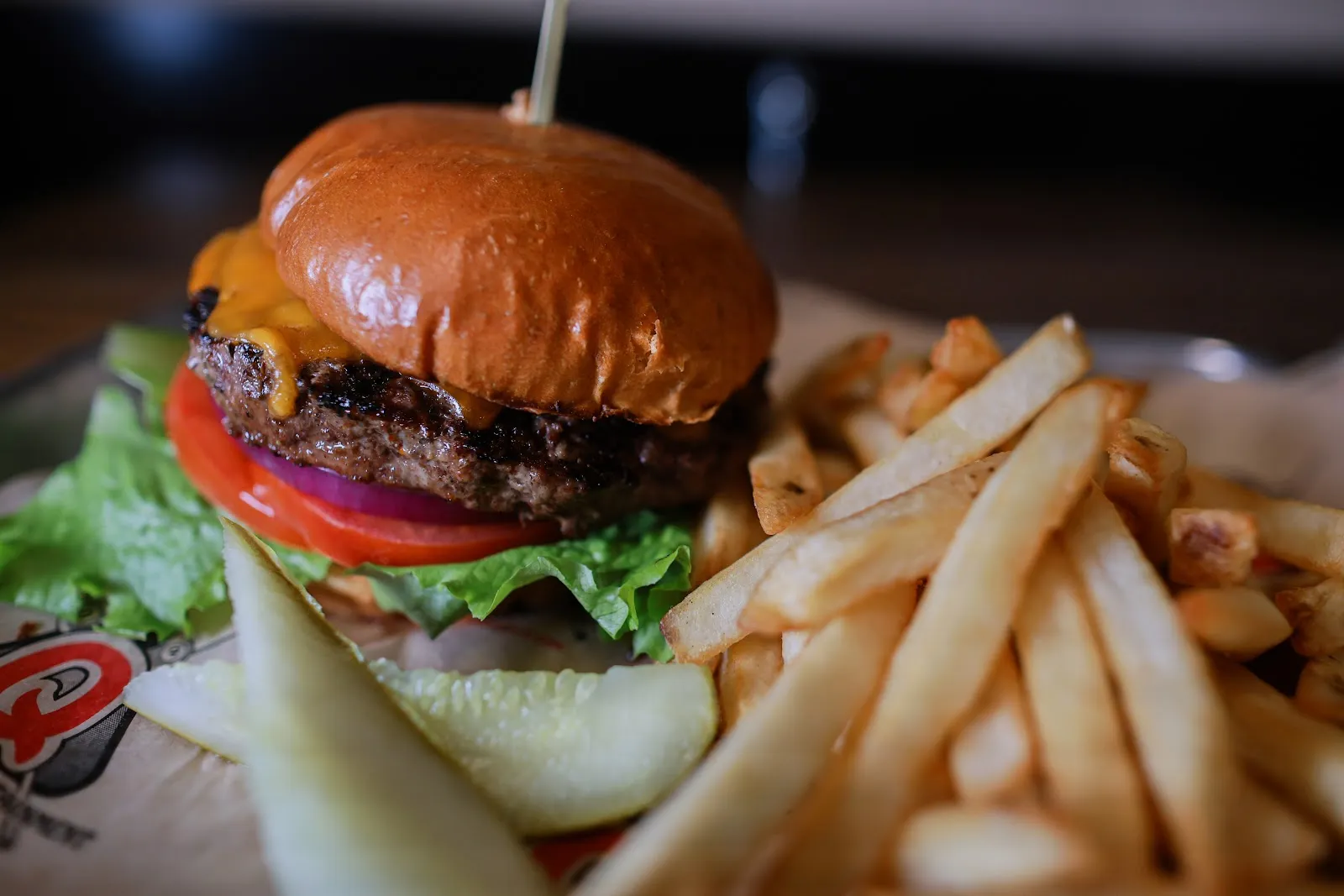 Q Bar & Grill - Image 2