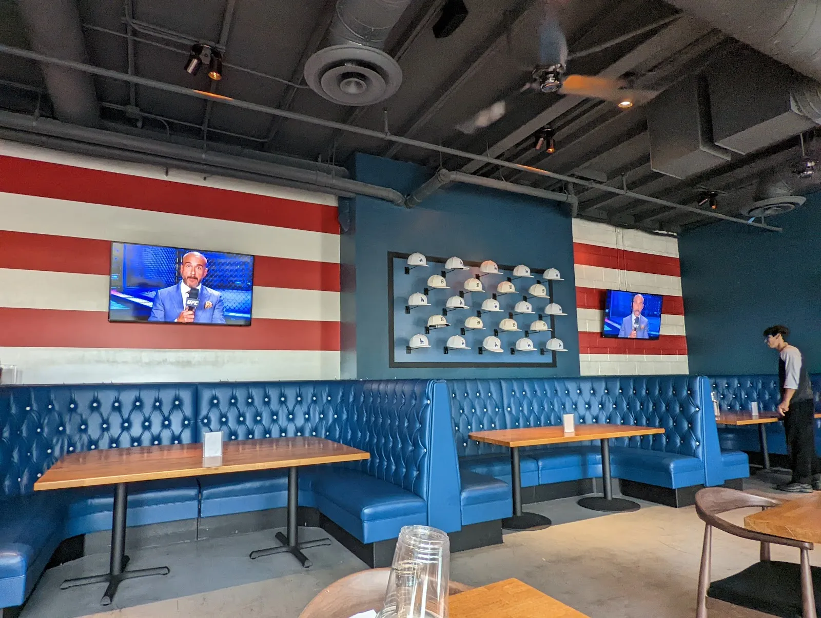 LAces Bar NCAA - Image 2