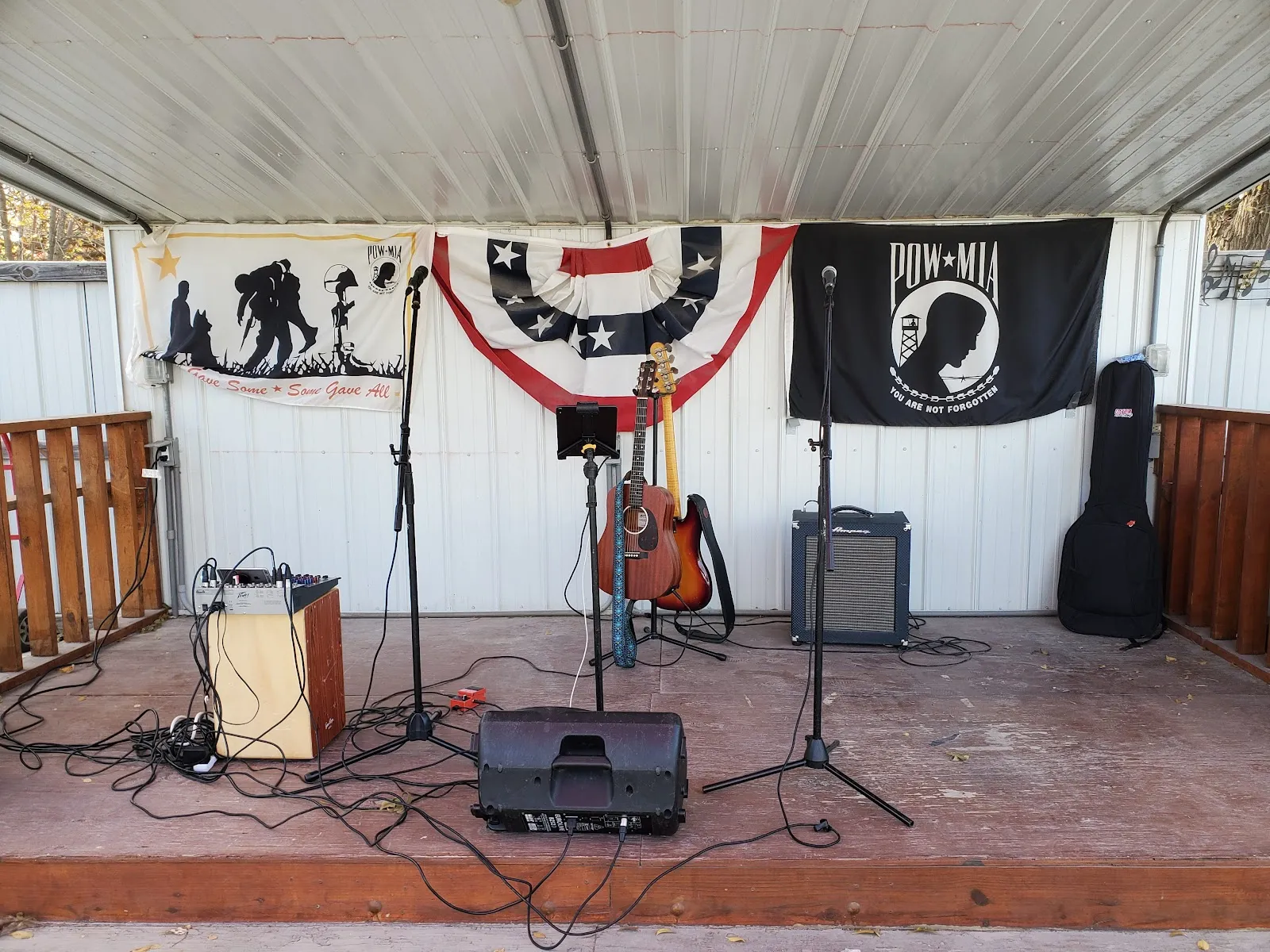Trails End Saloon - Image 4