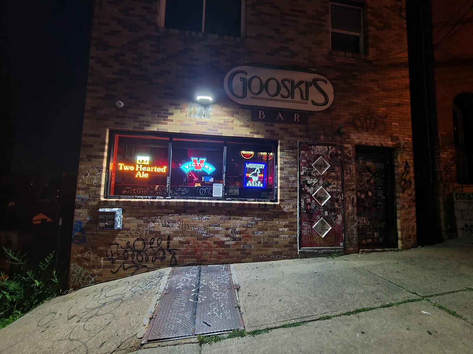 Gooski's - Image 4