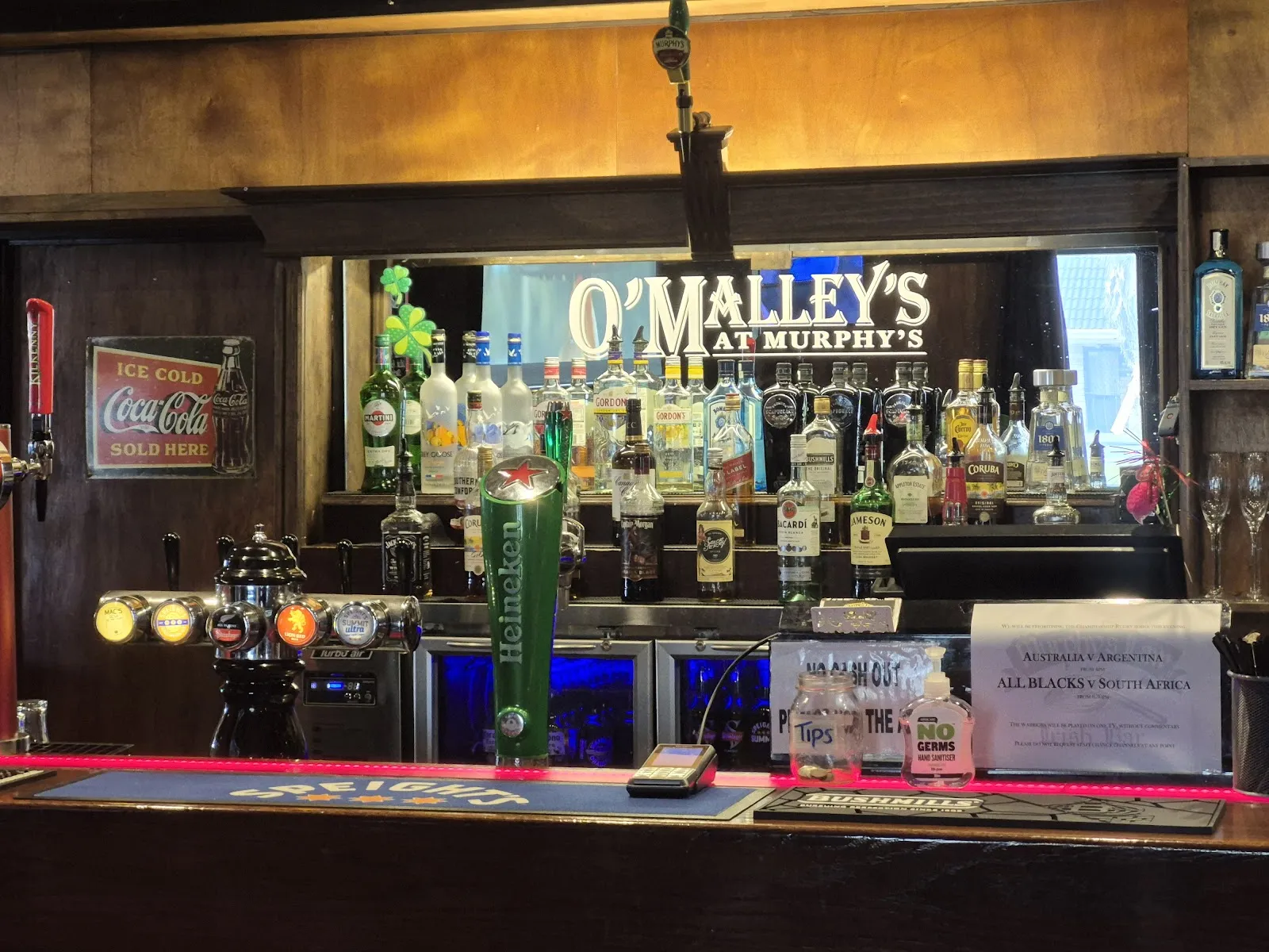 Murphys Law Irish Bar - Image 3