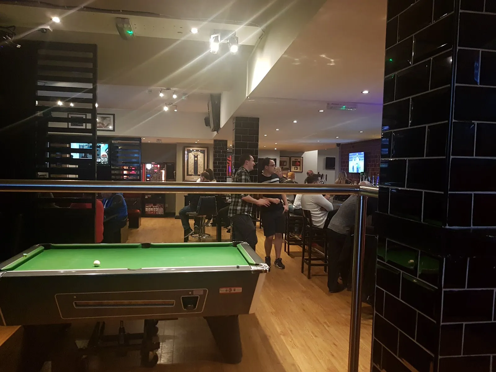 The Boathouse Sports Bar - Image 4