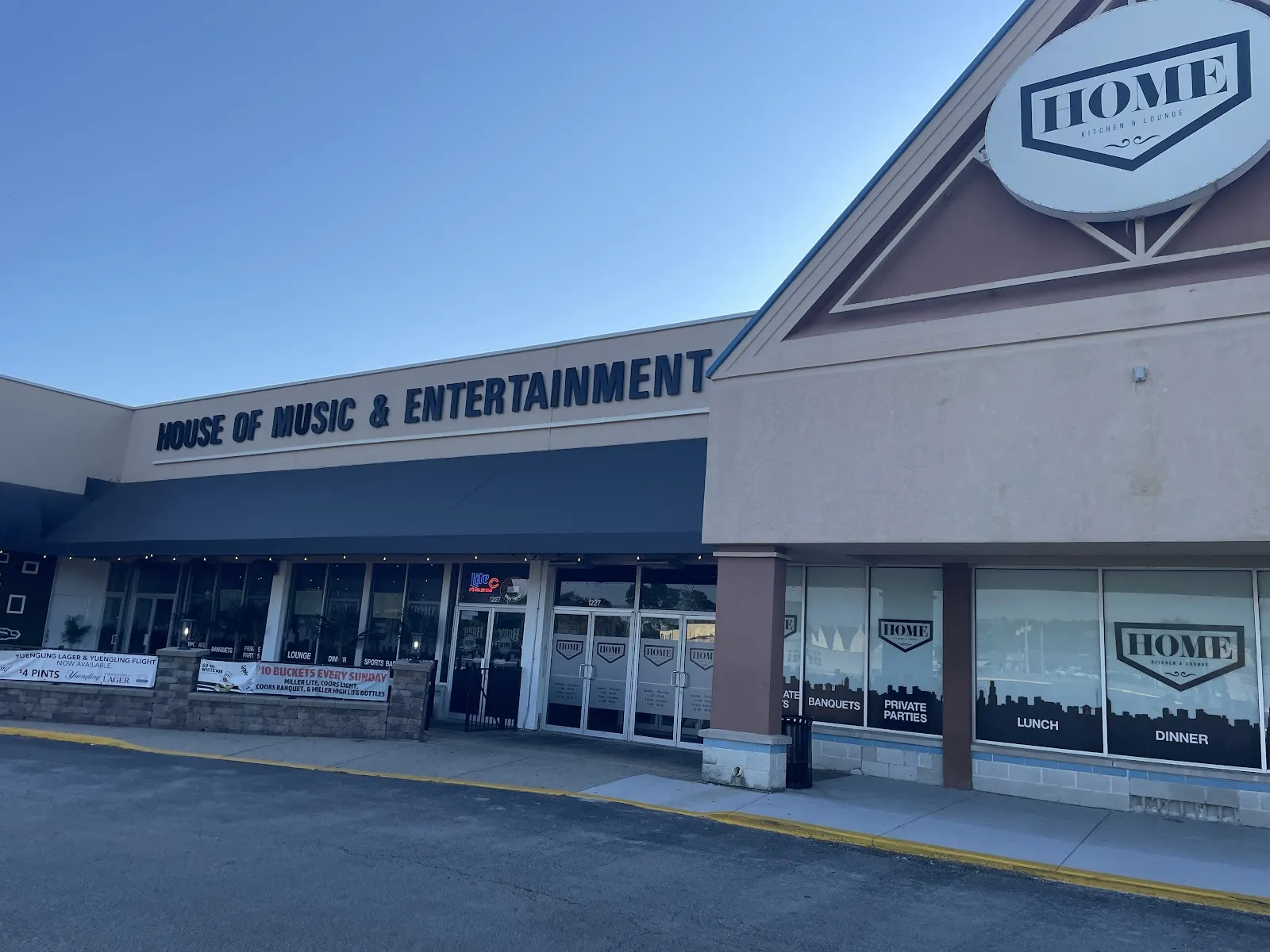 House of Music & Entertainment (HOME Bar) - Image 3