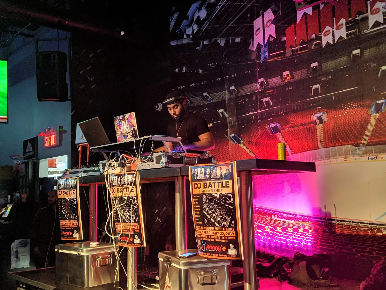 Johnny's Bar Billards - Image 2