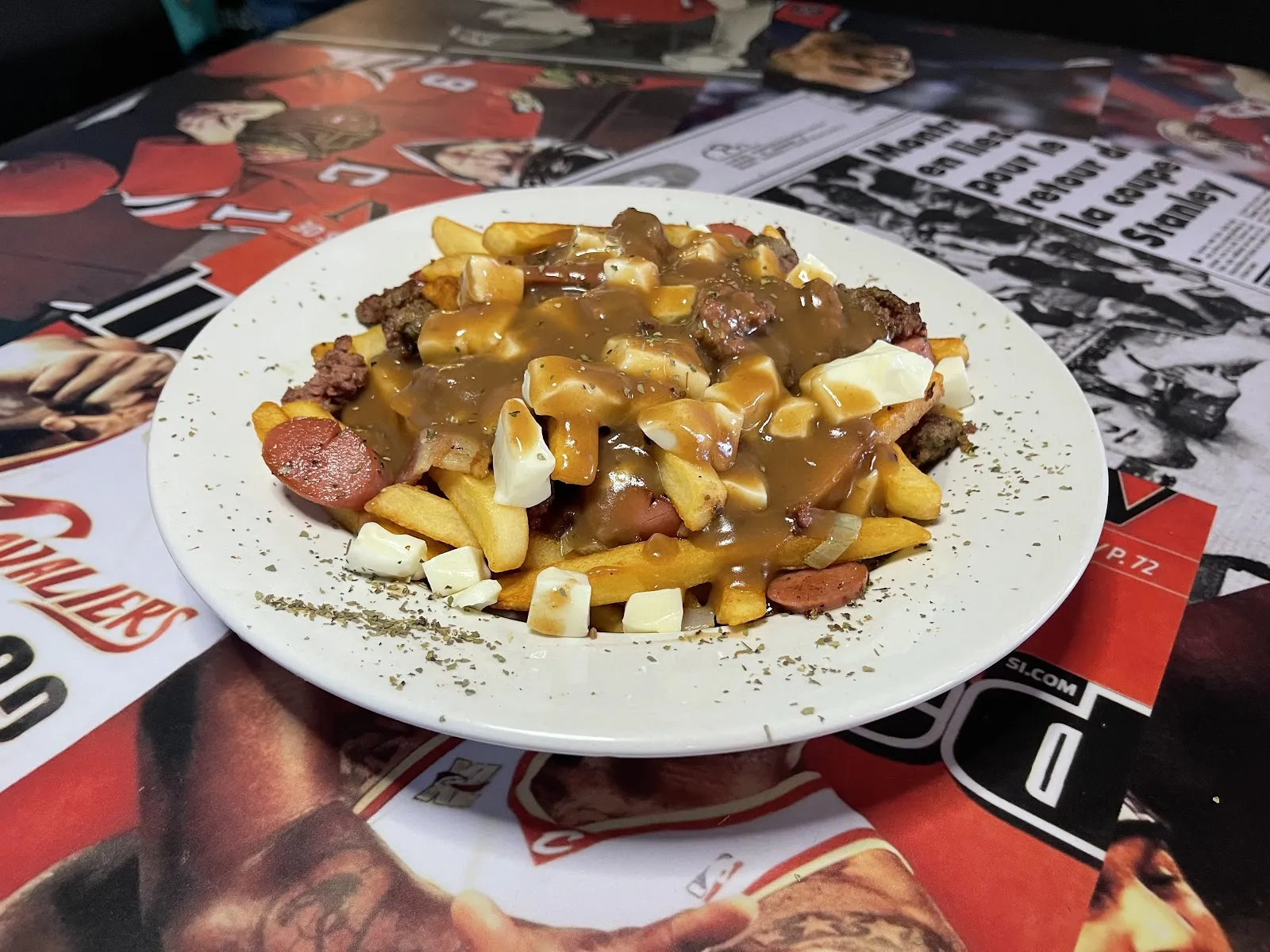 Les 3 Amigos Sports Bar - Image 4