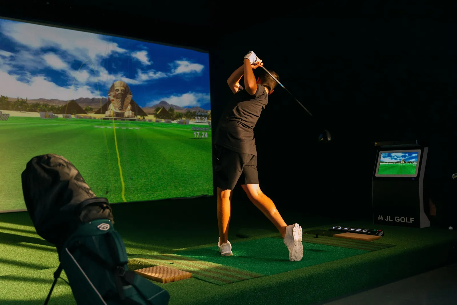 Golf Square - Image 3
