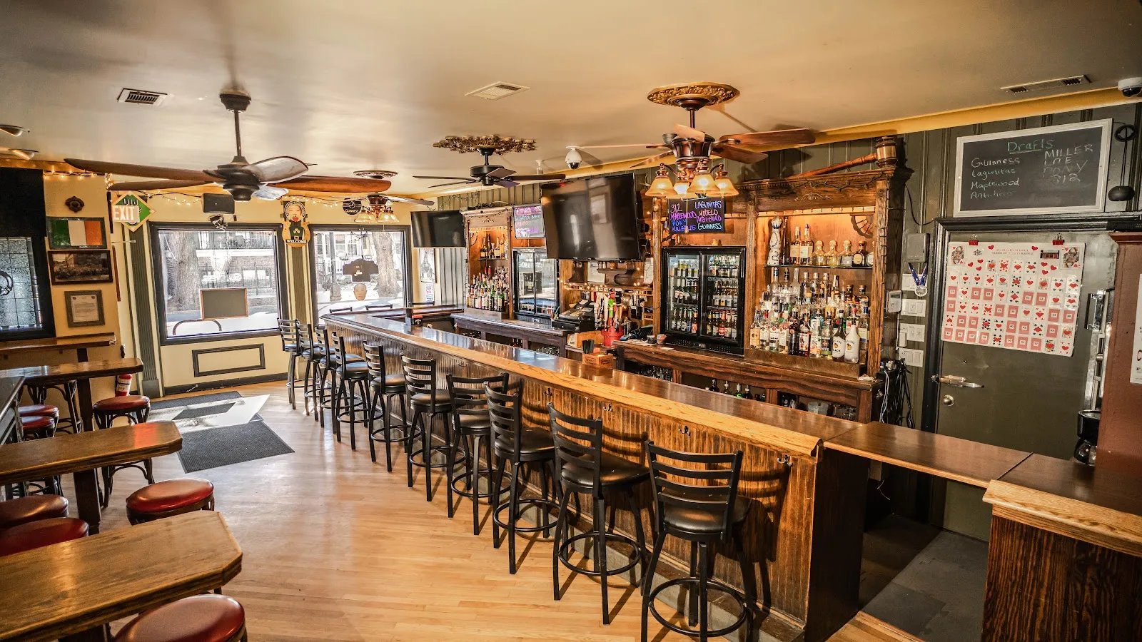 Claddagh Ring Pub