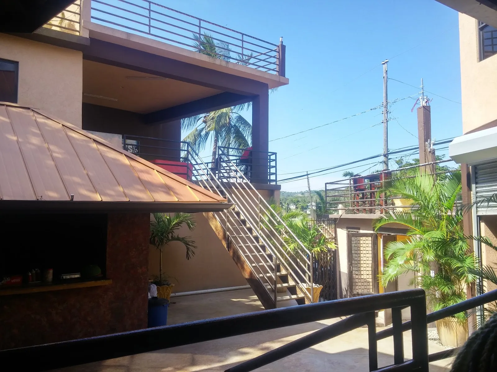 Mackie's Sports Bar & Grill - Image 2