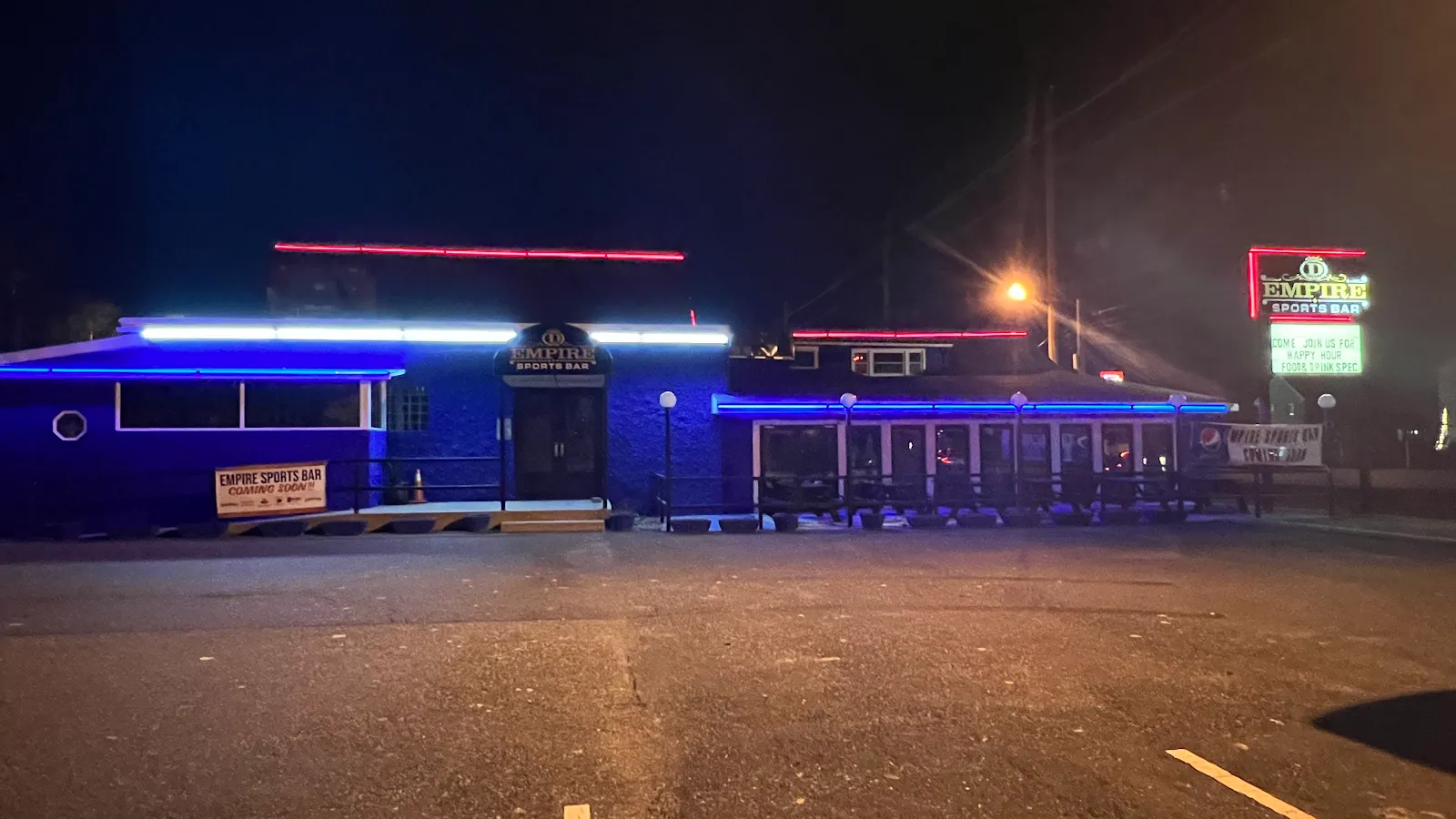 EMPIRE SPORTS BAR - Image 3