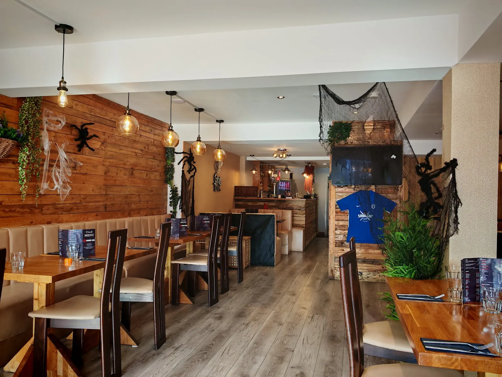 Smokin' Grill & SteakHouse - Image 4