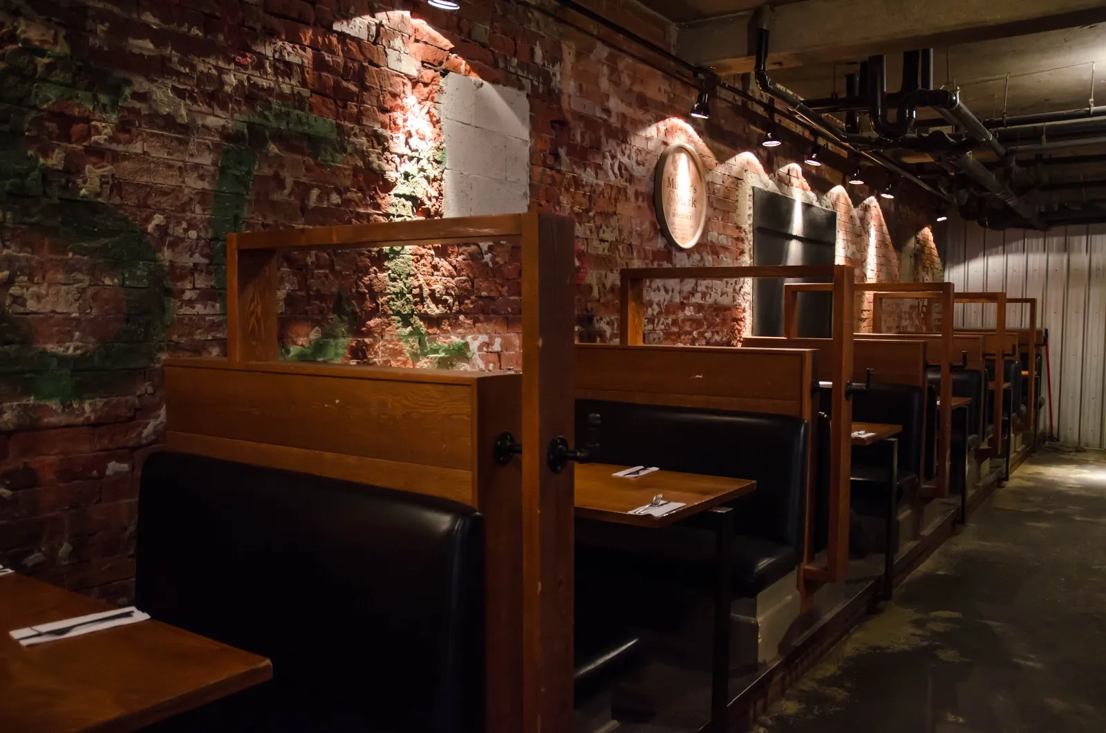 Bookers BBQ + Crab Shack - Image 2