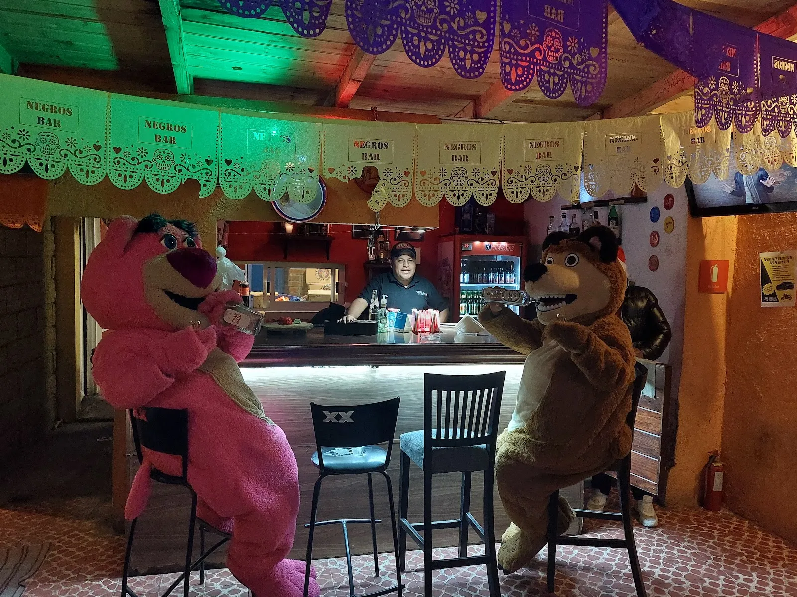 Negro's Bar Lerma - Image 2