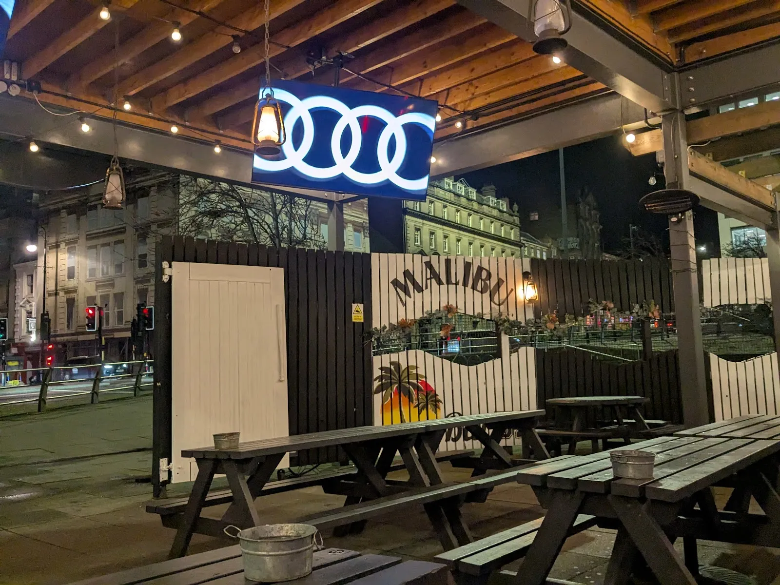 Bar 52 Sports Bar logo