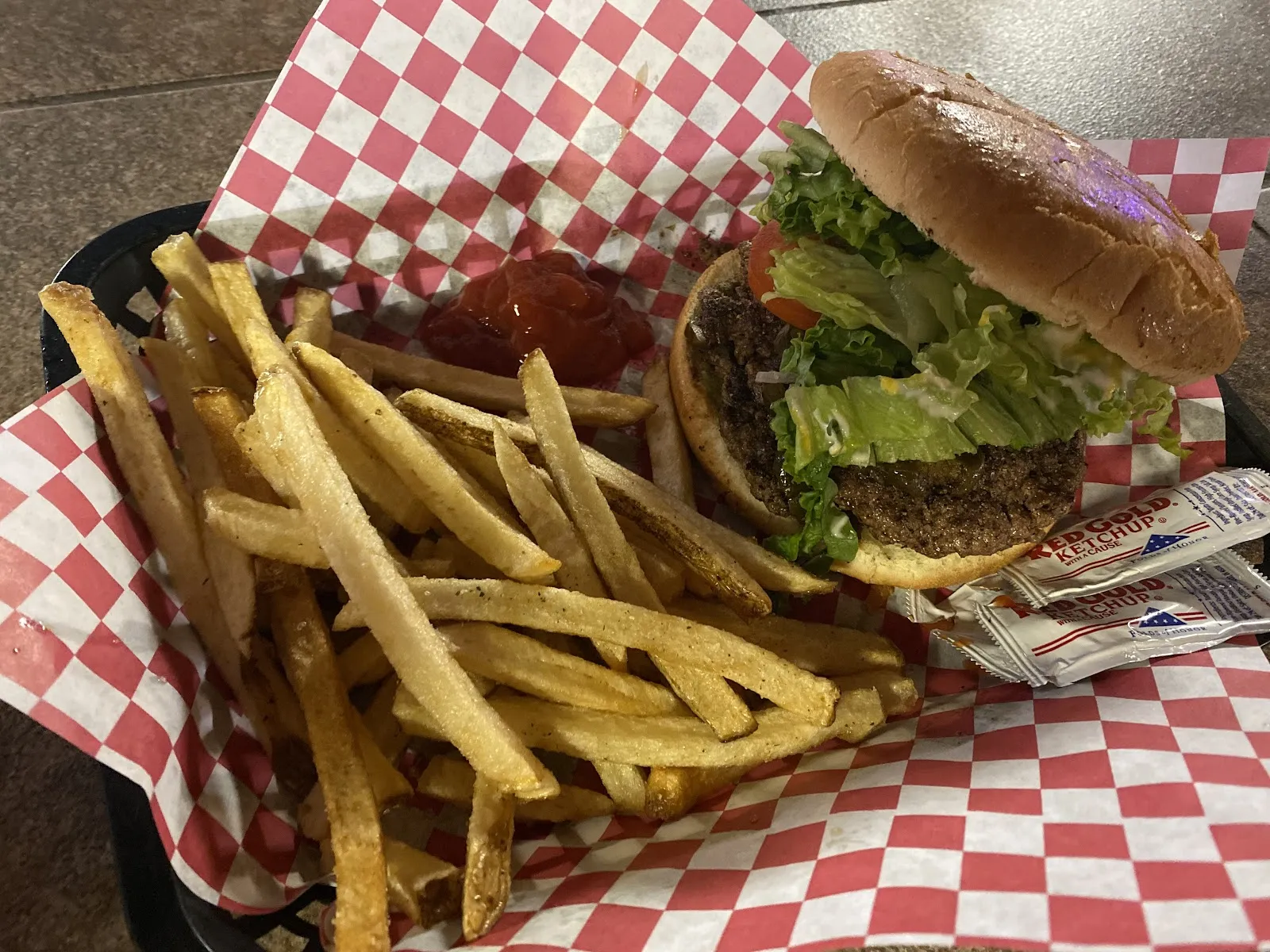 TEXAS MONSTER BURGER SPORTS BAR & GRILL - Image 3