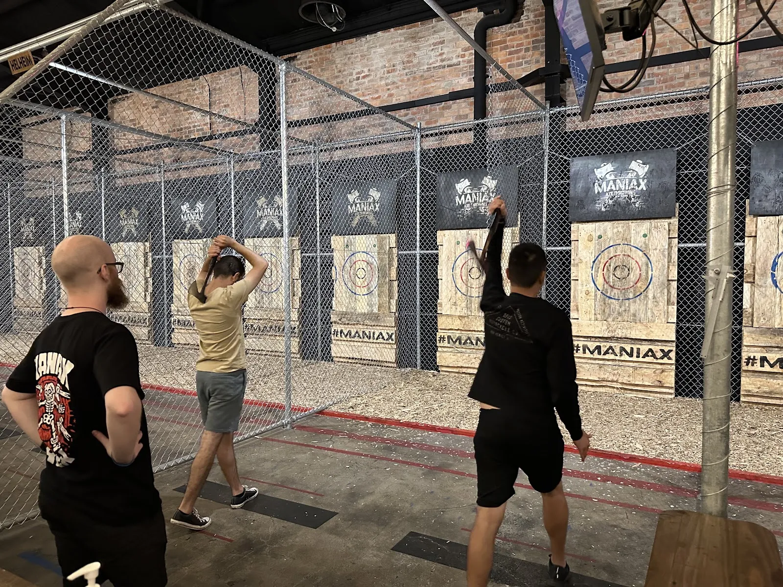 MANIAX Axe Throwing - MARRICKVILLE - Image 4