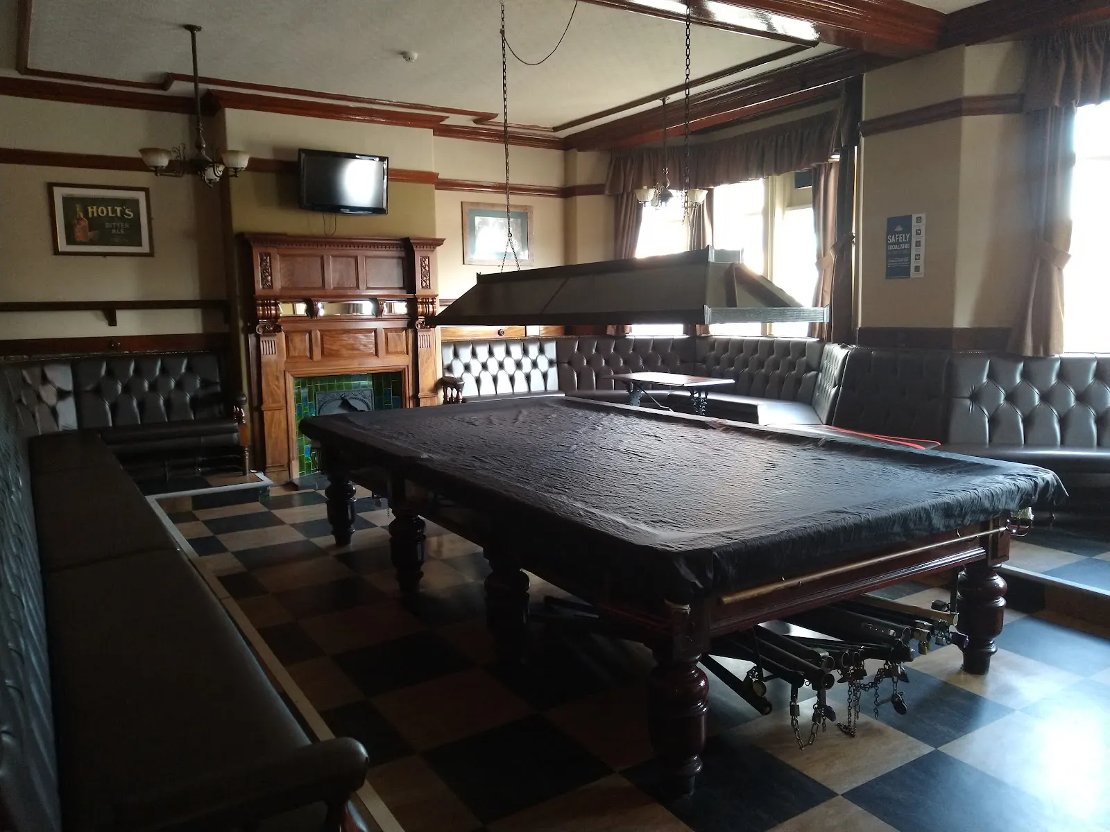 Lamb Hotel - Image 2