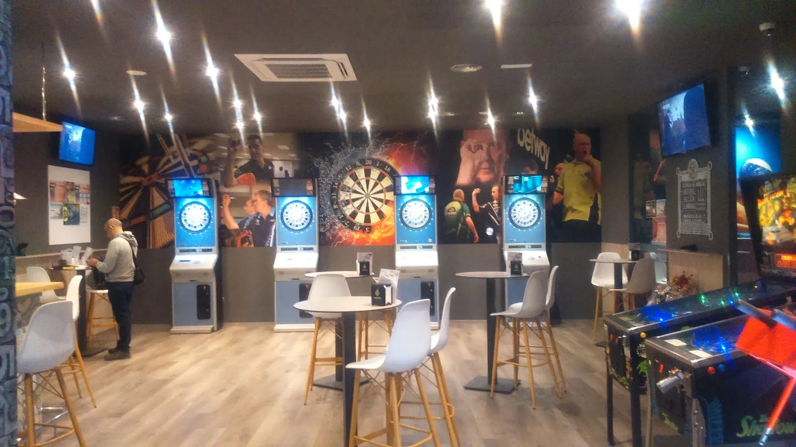 AD SPORTS BAR - Image 4
